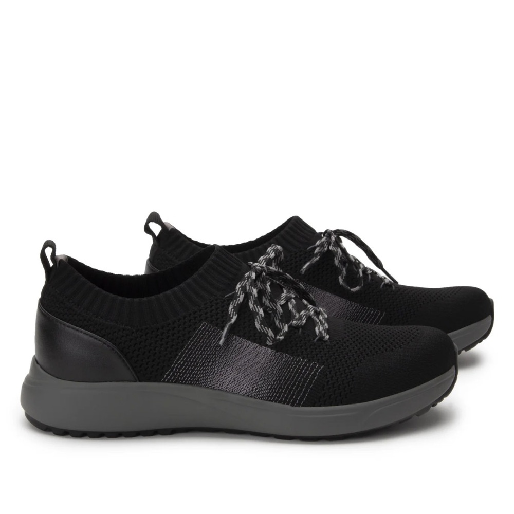 Traq by Alegria - Peaq Pavement size 6-6.5